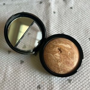 Laura Geller Color Correcting Foundation